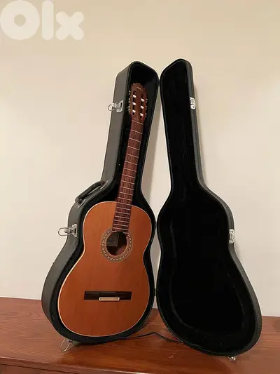 Hard case for Classic guitar