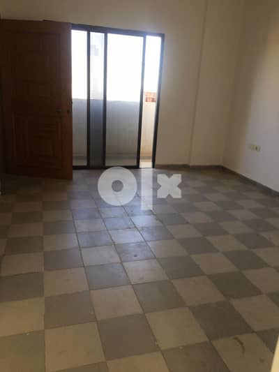 Office with open view in Dekwaneh for sale / مكتب في الدكوانة للبيع