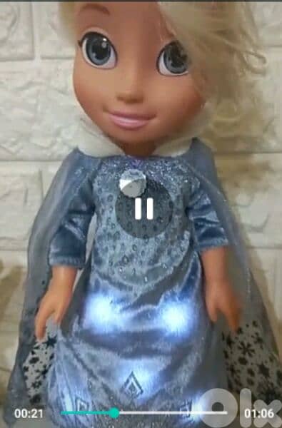 ELSA SINGING +TRADITIONS 35 Cm -FROZEN 2 as new mechanism doll=31$ 1