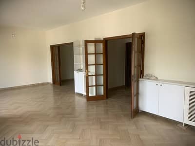 280m 4bedroom plus parking Mathaf Beirut French Embassy