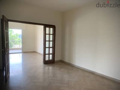 280m 4bedroom plus parking Mathaf Beirut French Embassy
