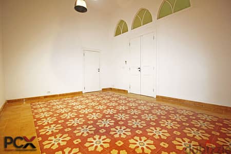 Office for Rent in Hamra - مكتب للإيجار في الحمرا