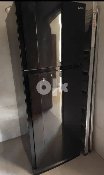black mitsubishi fridge 0