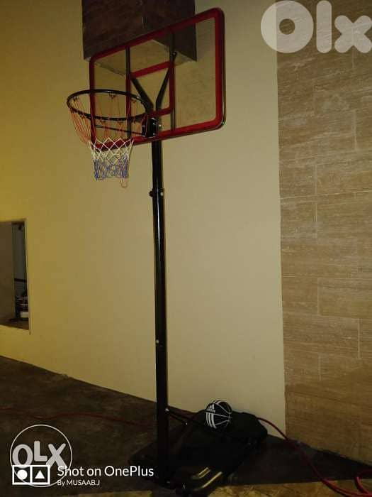 Basketball hoop 0