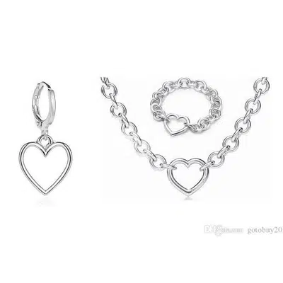 Bracelets & Chokers