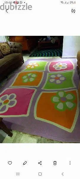 سجادة بحالة جيدة جدا