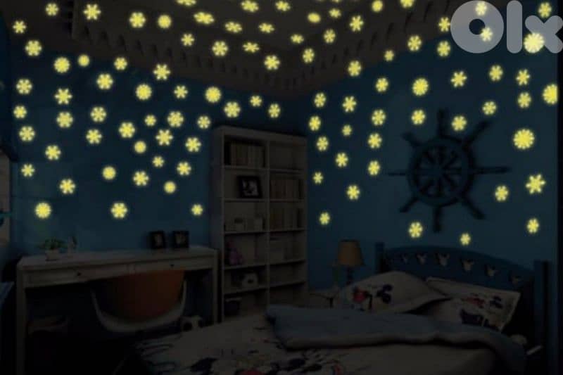 luminous wall snowflakes and stars 1