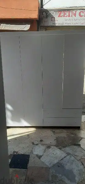 خزانة اربع درف جديد