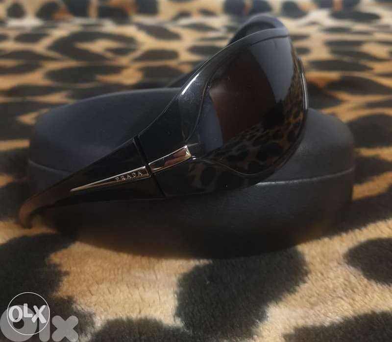 Vintage Prada Woman Sun glasses 0