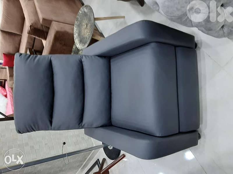 Lazy boy chair 1