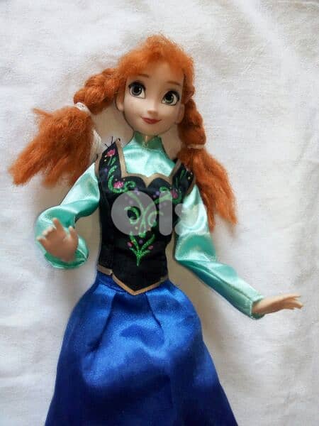PRINCESS ANNA FROZEN from DISNEY Store ARTICULATED Good doll=22$ 1