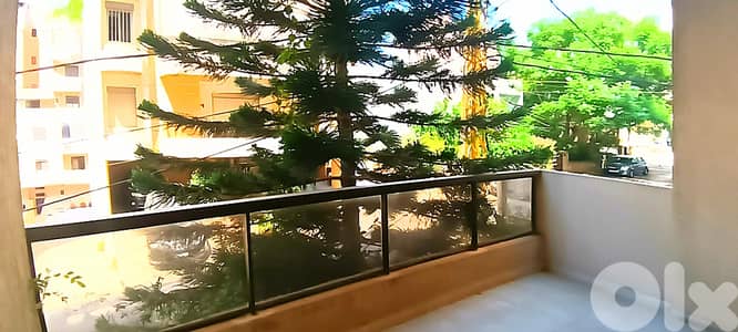 L10004 - Apartment For Sale in Adonis With A Garden