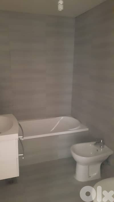 NEW BUILDING IN ACHRAFIEH PRIME (200SQ) 3 BEDROOMS , (AC-200)