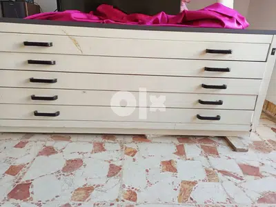 ٥ جوارير حديد للهندسة او شىء اخر
