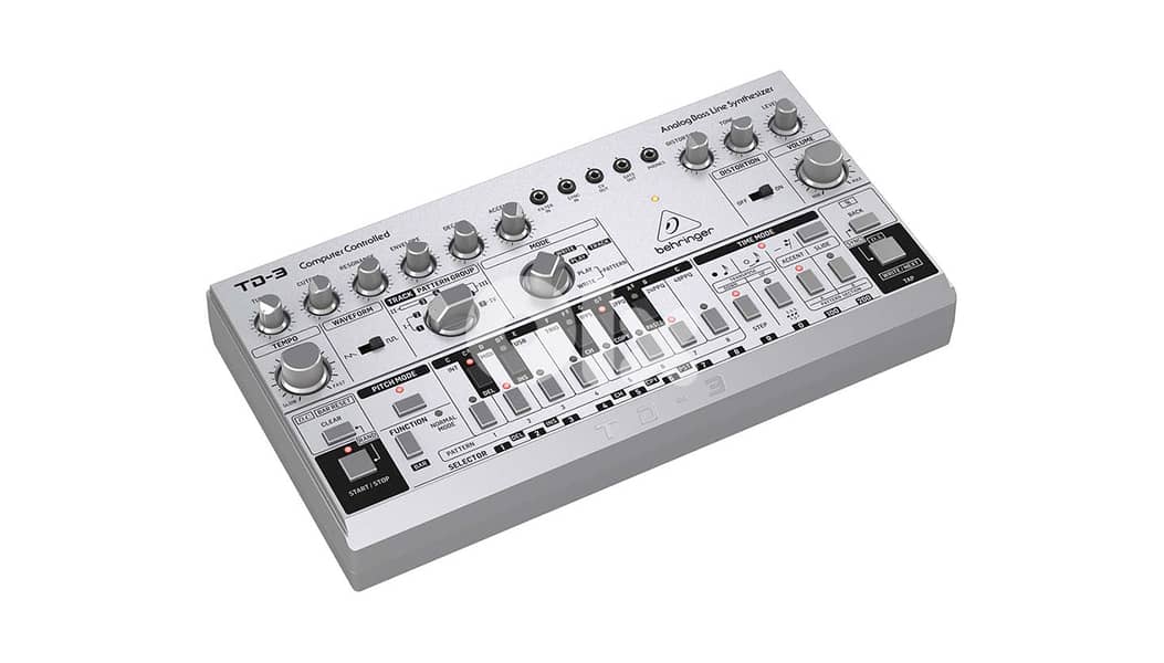 Behringer TD-3 Bass Synthesizer (TD3 303) 3