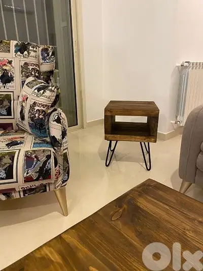 rustic thick wood side table metal legs طاولة جنب خشب سميك ارجل حديد