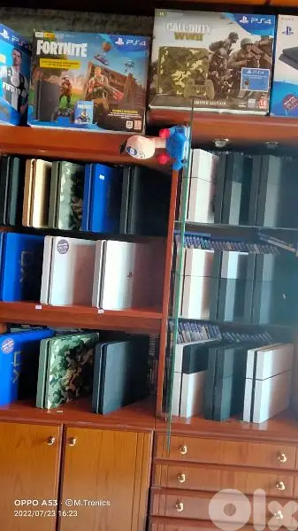 ps4 used like new warranted