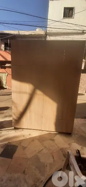 خزانة اربع درف طابقين جديد