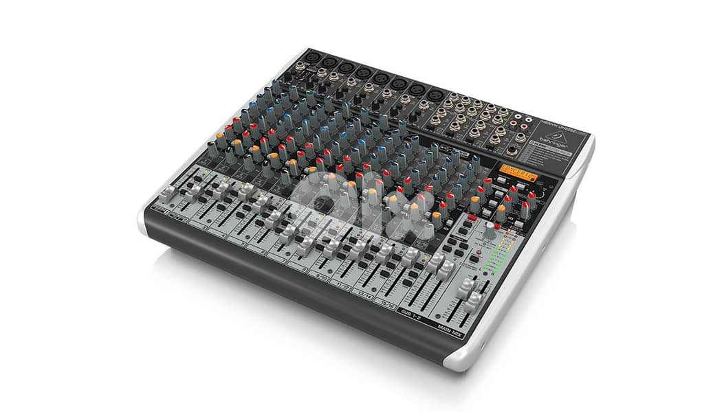 Behringer Xenyx QX2222USB Mixer with USB and Effects 3