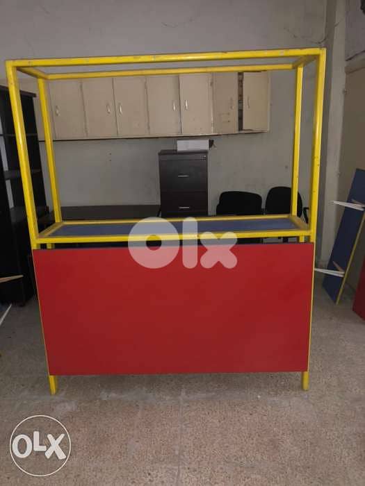 Puppet Stage ( with 3 puppets ) 1