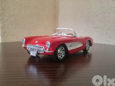 Chevrolet Corvette (1957) diecast car model 1:24