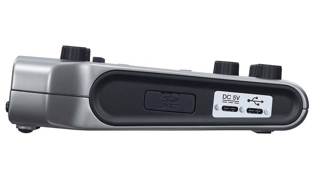Zoom Podtrak P4 Podcast Recorder 4