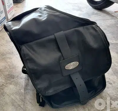 leather saddle bag