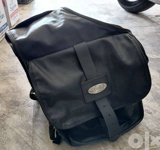 leather saddle bag 0