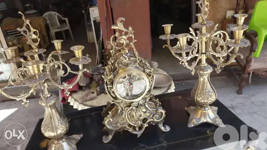طقم شمعدين عدد 2 مع ساعة فخامة