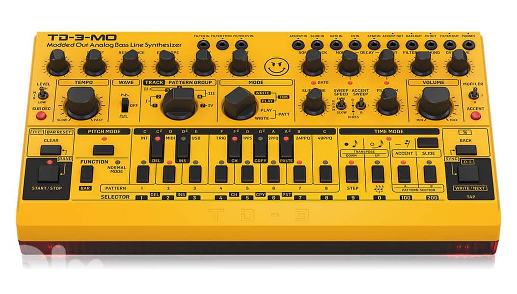 Behringer TD-3 MO Analog Bass Synthesizer (TD3) 1