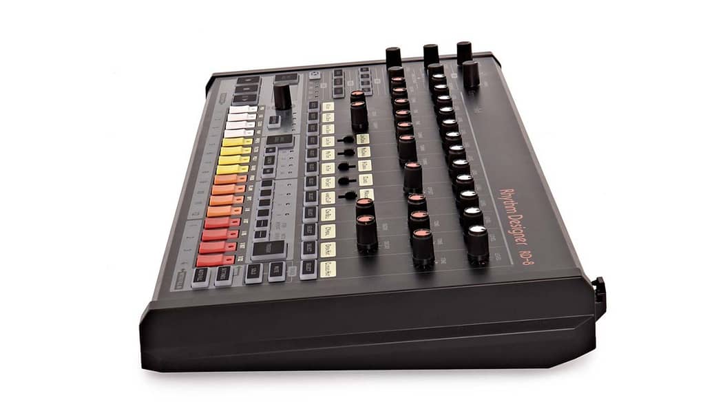 Behringer RD-8 Analog Drum Machine (RD8 808) 3
