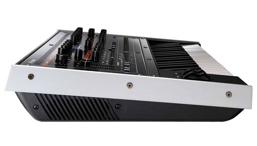 Roland Jupiter-XM Synthesizer 2