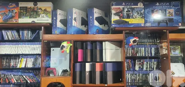 ps4 like new only from world of playstation store open 24/7