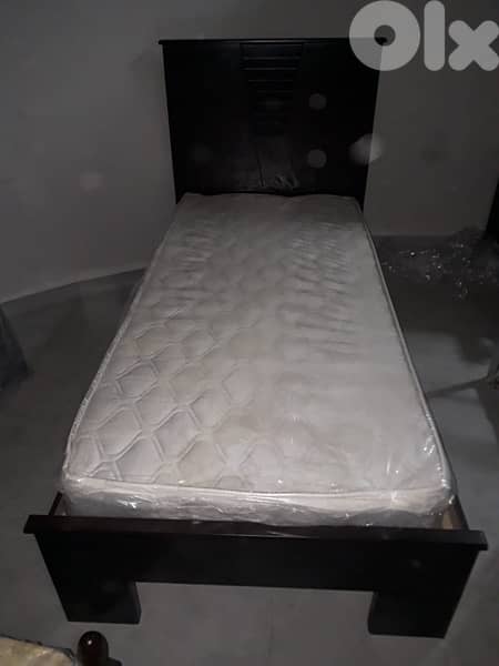 تخت وفرشه 0