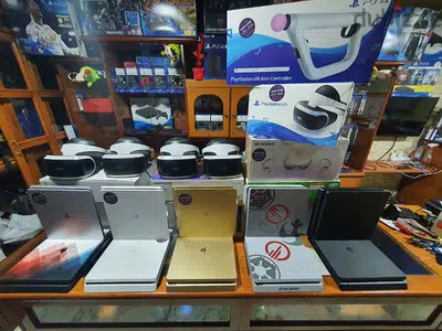 ps4 used like new with warranty 81816116