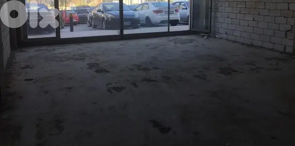 160 Sqm | Warehouse OR Shop for rent in Dekweneh