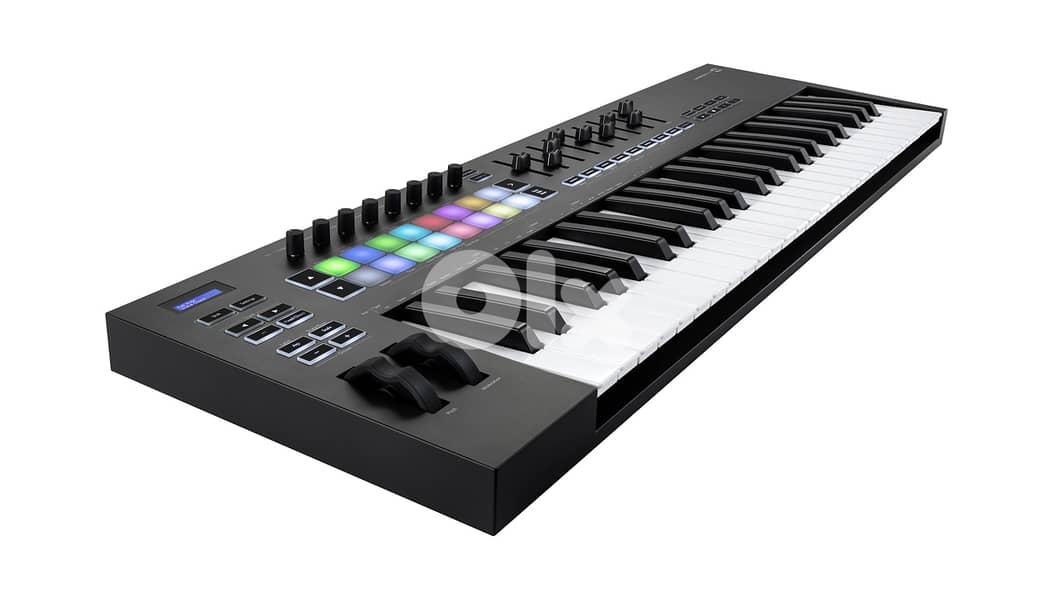 Novation Launchkey 49 MK3 MIDI Keyboard Controller 2