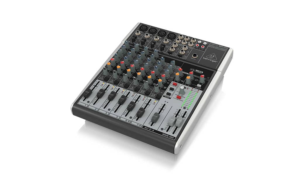 Behringer Xenyx QX1204USB 3