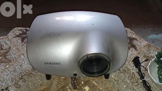 Samsung HD400 Projector 4000 Lumen