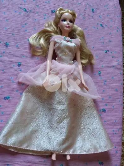 SLEEPING BEAUTY Disney Princess year 2006 Barbie as new doll=25$