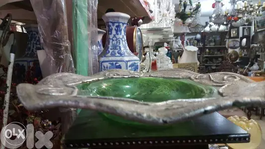 جاط زجاج مميز ملبس فضي