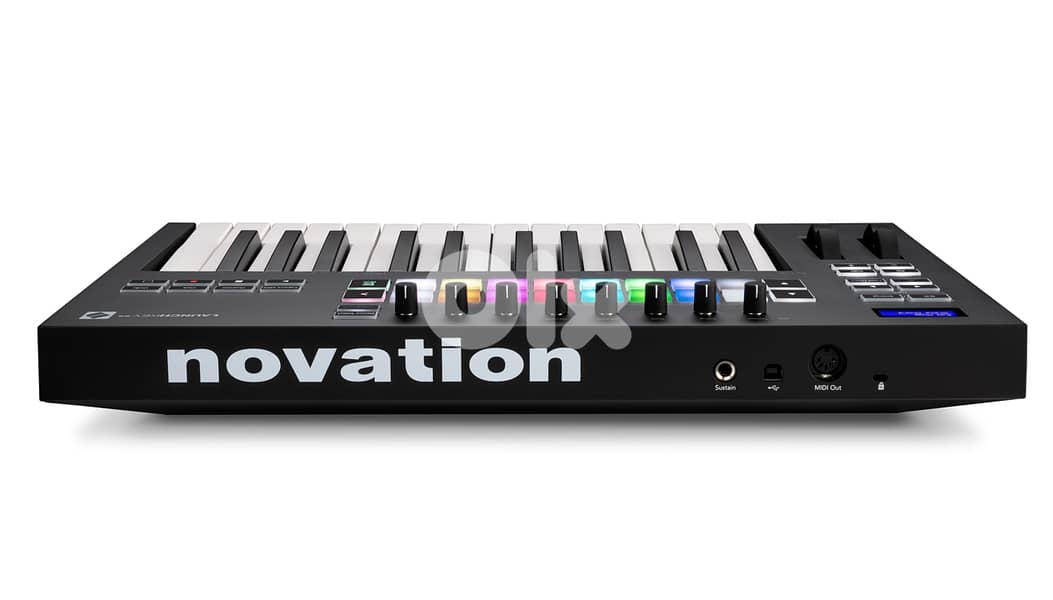 Novation Launchkey 25 MK3 MIDI Keyboard Controller 2