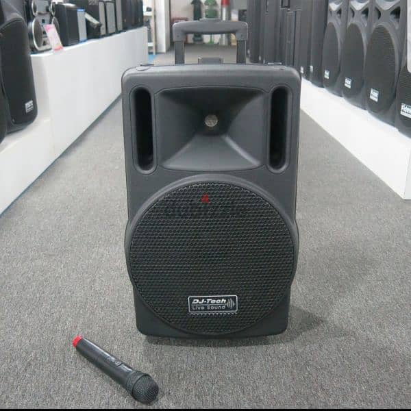 speaker (DJ_Tech) 1