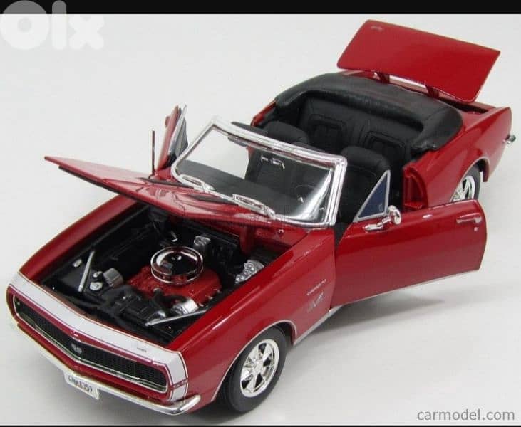 Camaro SS (1967) Convertible diecast car model 1:18. 5