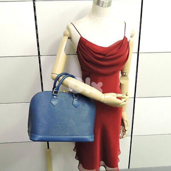 bag Copy LV Epi Alma blue big size used onc 10