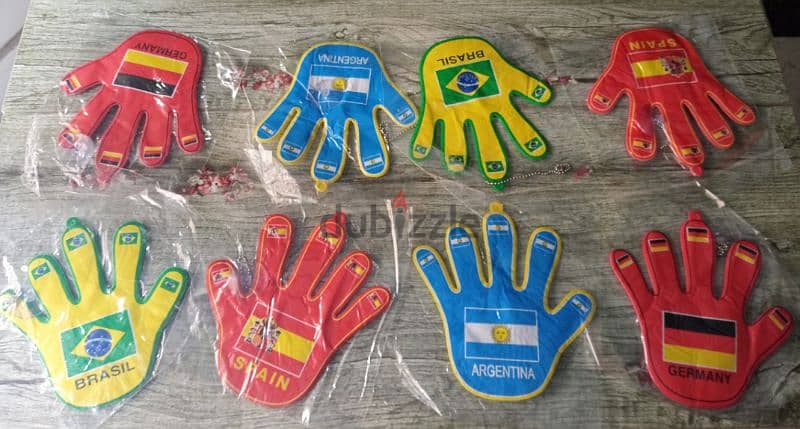 Mondial car keychain hangers 2