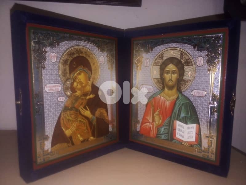 Two  icons in a box each icon 13*15 cm 0