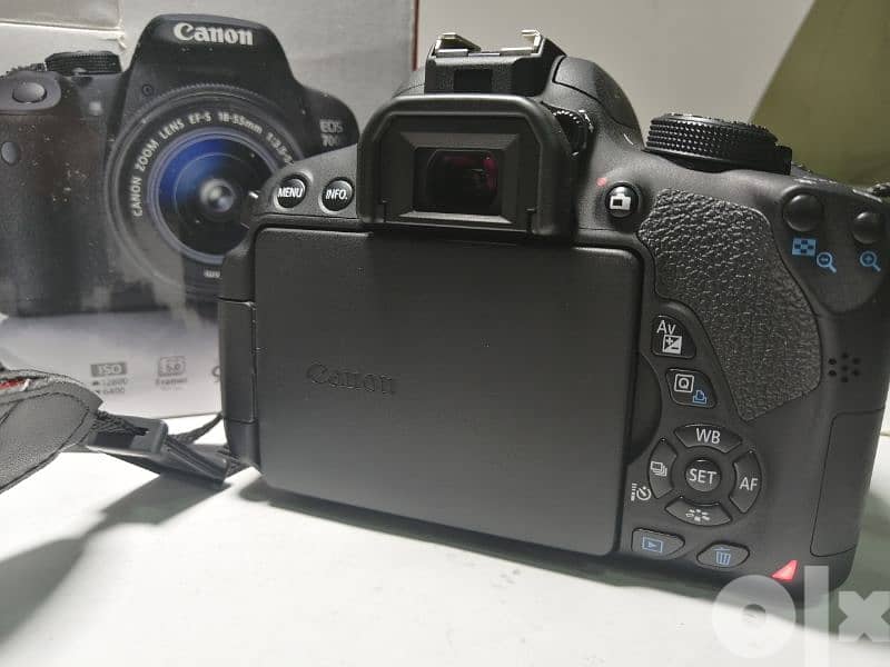 canon 700d Like new - Cameras - 114773417