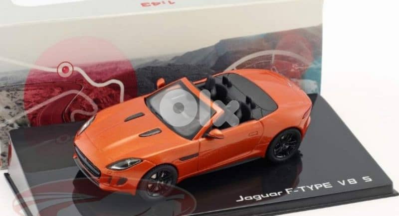 Jaguar F-type V8--S  (2013) 0
