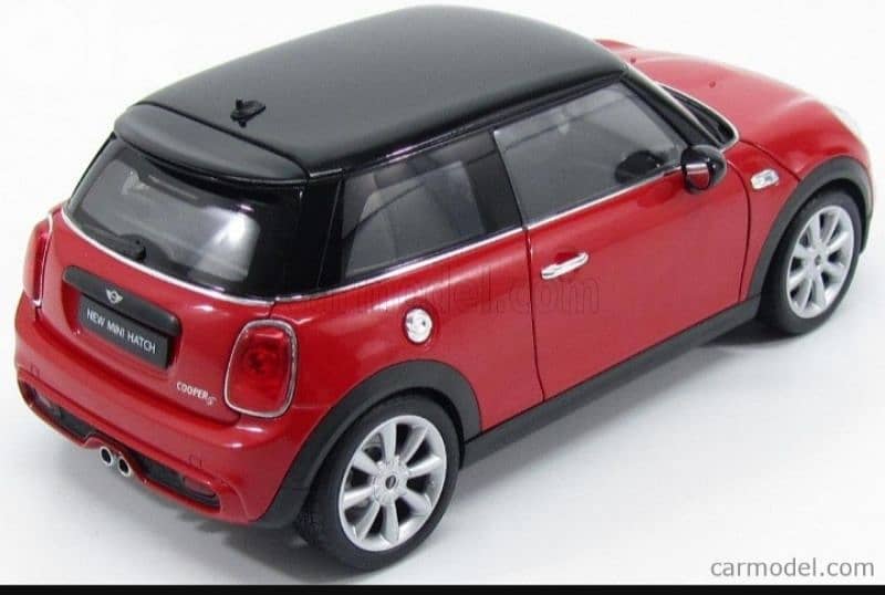 Mini Cooper S diecast car model 1;18. . 4